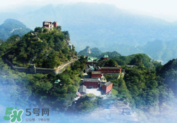 5月份去武當(dāng)山穿什么？五月份去武當(dāng)山穿什么衣服？