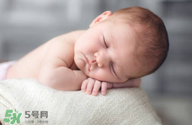 益生菌寶寶多大可以吃？益生菌多大寶寶可以吃？