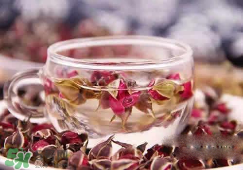 玫瑰水泡面膜怎么樣？玫瑰水怎么泡面膜？