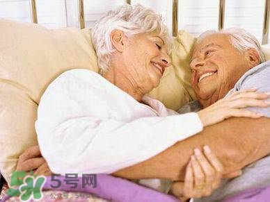 老年人還能性生活嗎？老年人的性生活需要注意什么？