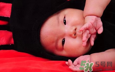 小兒扁桃體發(fā)炎吃什么藥？小兒扁桃體發(fā)炎吃什么消炎藥