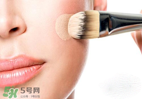 只涂bb霜要卸妝嗎？bb霜不卸妝會(huì)怎樣？