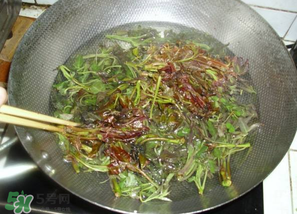 香椿為什么要焯水？香椿怎么焯水？