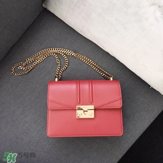 charles keith是什么牌子？屬于什么檔次