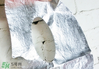 雅詩(shī)蘭黛小棕瓶雙層面膜怎么用？