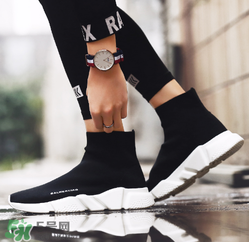 今年流行乾隆皇帝的鞋是什么鞋？乾隆皇帝的鞋就是襪子鞋嗎？