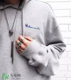 champion衣服什么價位？champion衛(wèi)衣正品多少錢？