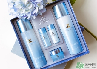 jayjun水乳套盒粉色藍色那個好？jayjun水乳粉色藍色區(qū)別