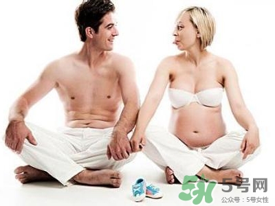 孕期高潮宮縮會怎樣？孕期高潮對小孩有害嗎？