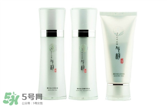 韓束和百雀羚哪個好？韓束和百雀羚哪個更補水？