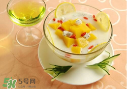 香椿和酸奶能一起吃嗎？香椿能和酸奶一起吃嗎？