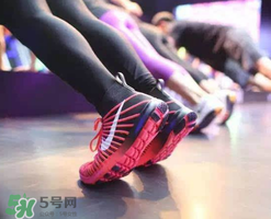 nike是哪個(gè)國(guó)家的品牌？耐克是哪里生產(chǎn)的？