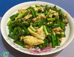 蒜苗能和雞蛋一起吃嗎？蒜苗可以炒雞蛋嗎？