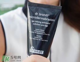 dr.brandt柏瑞特微晶磨砂膏怎么用？柏瑞特微晶磨砂膏用法