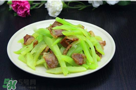 ?萵筍和土豆能一起吃嗎？萵筍土豆片怎么做好吃？