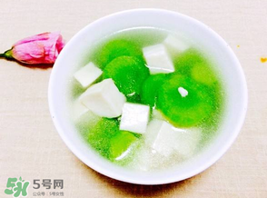萵筍能和豆腐一起吃嗎？豆腐和萵筍可以一起吃嗎？