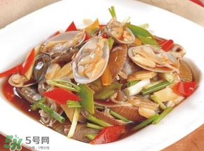 花甲怎么炒才開口？炒花甲為什么不開口？