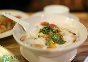 花甲能和豆腐一起吃嗎？花甲和豆腐能一起吃嗎？