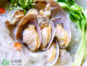 花甲發(fā)臭還能吃嗎？花甲買回來有點(diǎn)臭可以吃嗎？