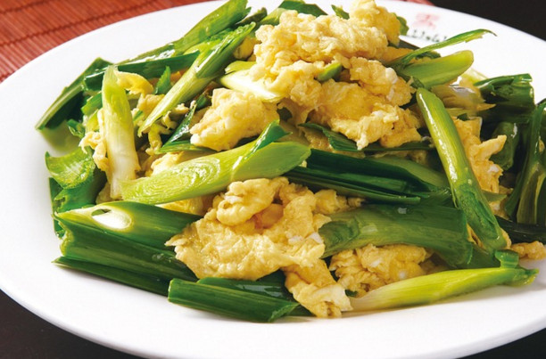 蒜苗是發(fā)物嗎？蒜苗是不是發(fā)物