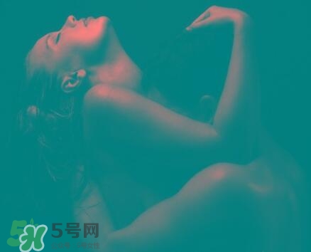什么時候第一次性行為合適？第一次性行為的年齡