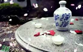 桃花醉酒好喝嗎？喝桃花醉酒有什么好處？