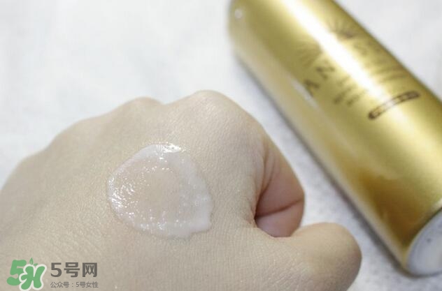 安耐曬噴霧可以帶上飛機(jī)嗎？安耐曬防曬噴霧可以托運(yùn)嗎？