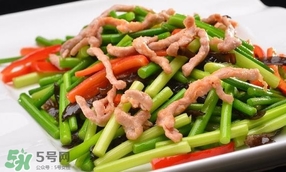 蒜苔炒肉怎么做才好吃？蒜苔炒肉的做法