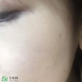 混油敏感肌用什么粉底液？敏感混油皮用的粉底液