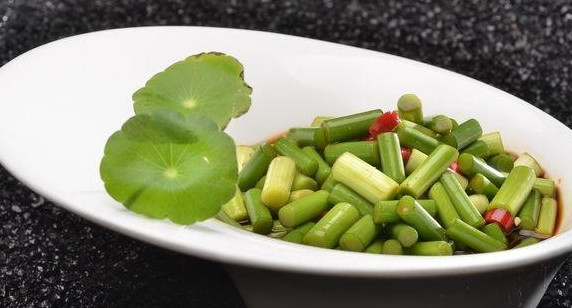 蒜苔怎么處理？蒜薹炒之前要怎么處理