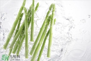 蘆筍根部可以吃嗎？蘆筍根爛了還能吃嗎
