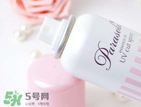 娜麗絲防曬噴霧和碧柔防曬霜哪個(gè)好？娜麗絲防曬噴霧和碧柔對(duì)比
