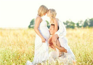 孕婦怎么樣選擇合適的鞋子？孕婦鞋穿什么樣的比較好？