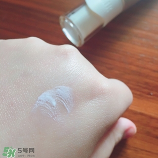 資生堂悅薇和怡麗絲爾哪個(gè)好？資生堂悅薇和怡麗絲爾對比