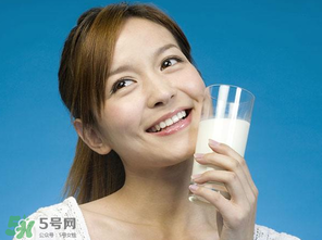 吃完蝦爬子能喝牛奶嗎？蝦爬子能和牛奶一起吃嗎？