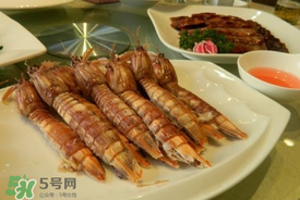 蝦爬子和菠菜能一起吃嗎？蝦爬子能和菠菜一起吃嗎？