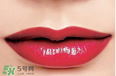 漂唇后嘴唇發(fā)黑怎么回事？漂唇后嘴唇發(fā)黑怎么辦？