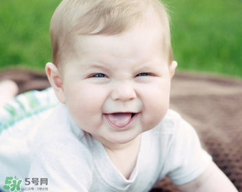 寶寶嗓子啞了該怎么辦？寶寶嗓子護(hù)養(yǎng)怎么做？