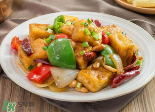 洋蔥和豆腐能一起吃嗎？洋蔥和豆腐可以一起吃嗎？