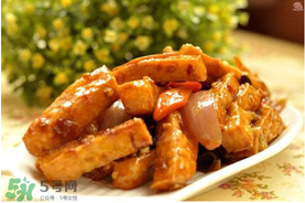 洋蔥和豆腐能一起吃嗎？洋蔥和豆腐可以一起吃嗎？