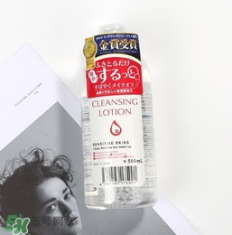卸妝皇后卸妝水怎么用？alovivi皇后卸妝水使用方法