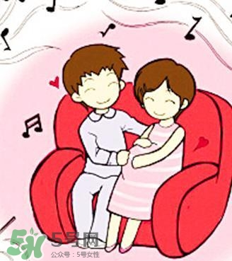 孕婦摸肚子對(duì)胎兒有什么危害嗎？孕婦摸肚子的正確方法？