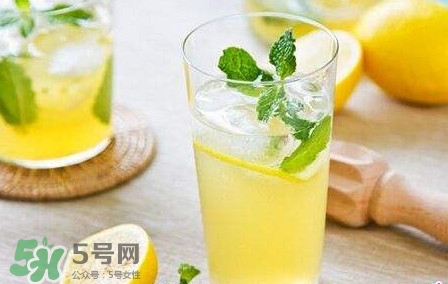 檸檬水什么時(shí)候喝最好？檸檬水什么時(shí)間喝最好