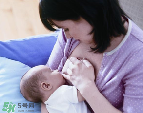 正常母乳是什么顏色？什么顏色的母乳營(yíng)養(yǎng)高？