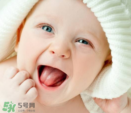 寶寶濕疹可以涂郁美凈嗎？ 寶寶濕疹涂什么管用？