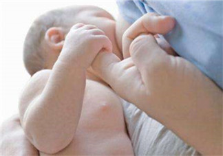 正常母乳是什么顏色？什么顏色的母乳營養(yǎng)高？