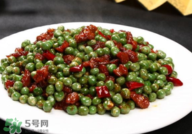 豌豆和牛肉能一起吃嗎？豌豆能和牛肉一起吃嗎？