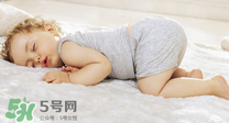 孩子發(fā)燒到39度該怎么辦？ 孩子39度能用物理降溫嗎？