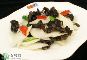 豌豆和木耳能一起吃嗎？豌豆木耳能一起炒嗎？