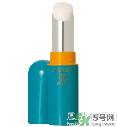 防曬唇膏要卸妝嗎？防曬潤唇膏要卸妝嗎
